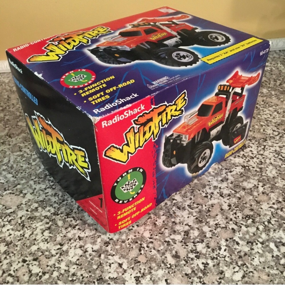 RadioShack RC truck off road WildFire radio control red plastic racer 60 4178 - Picture 6 of 13